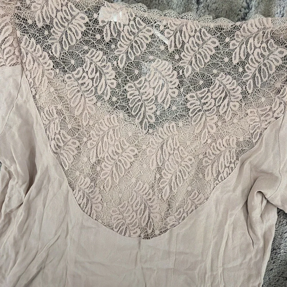 Free People Woman Blouse Large Mauve Rose lace top Boho 3/4 Sleeve NWOT